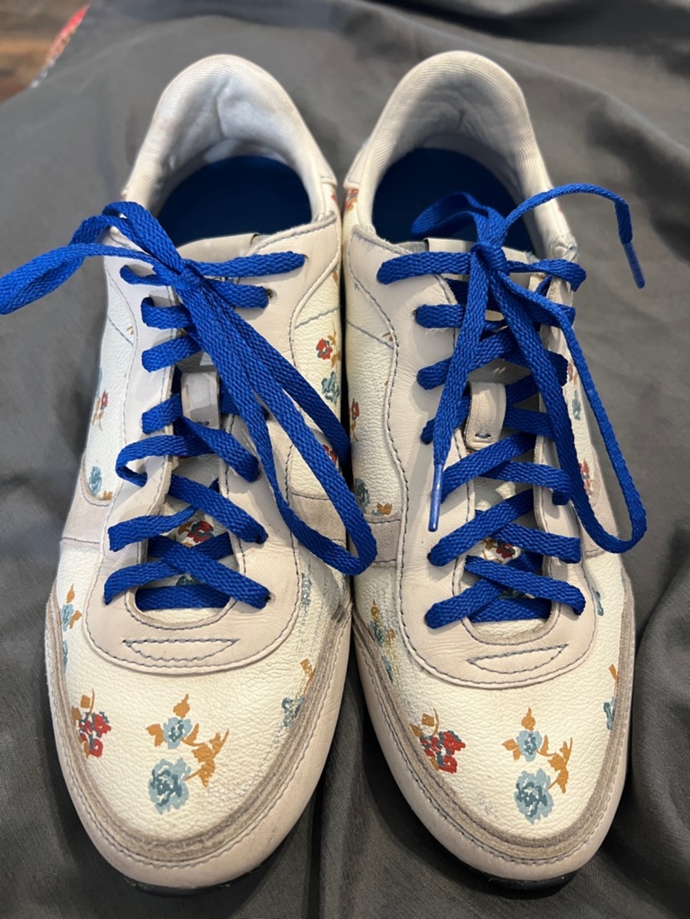 Coach White Leather Floral Sneakers with Blue Laces Size 8